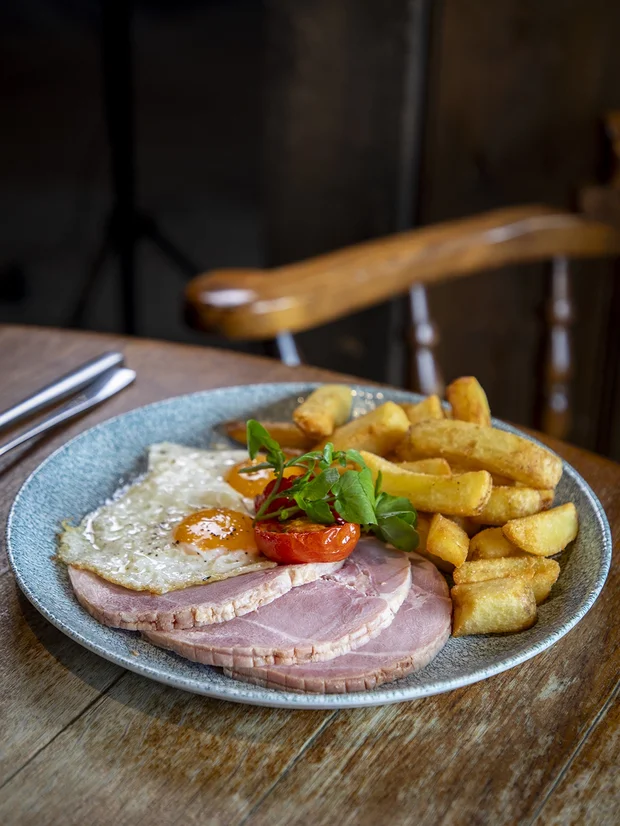 Wadworth pub plate of food